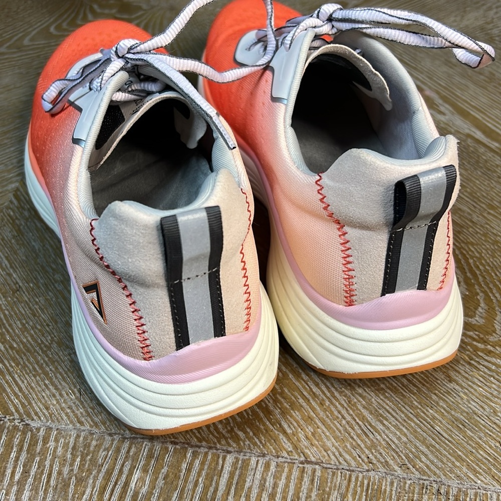 ALIGN Trixie Coral Ombré Nurse Hospital Sneaker 9.5 - Picture 5 of 11